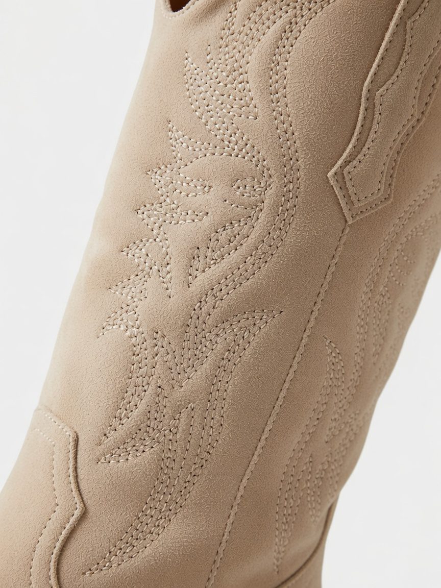 Countryside Stroll Beige Western Boots