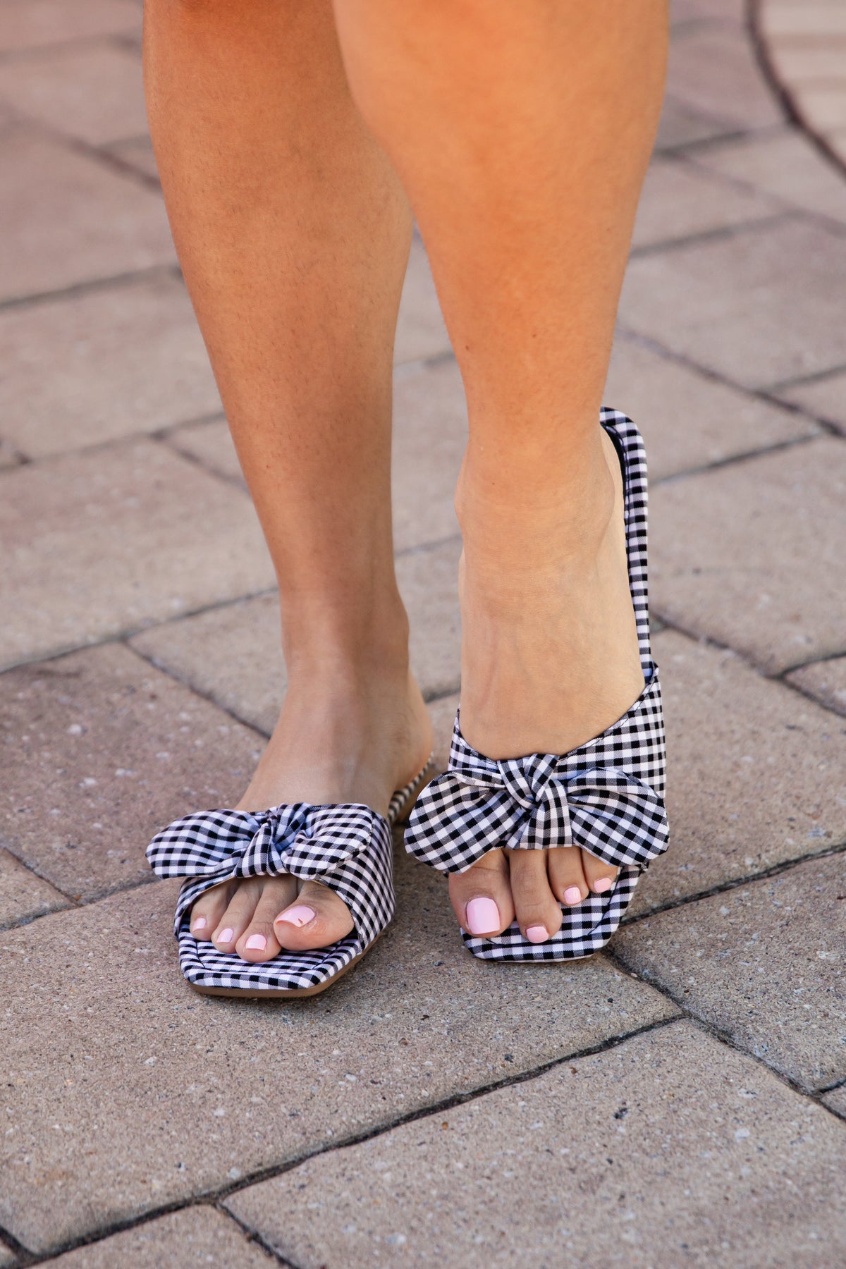 FINAL SALE - Bow Moment Gingham Black Slide Sandals