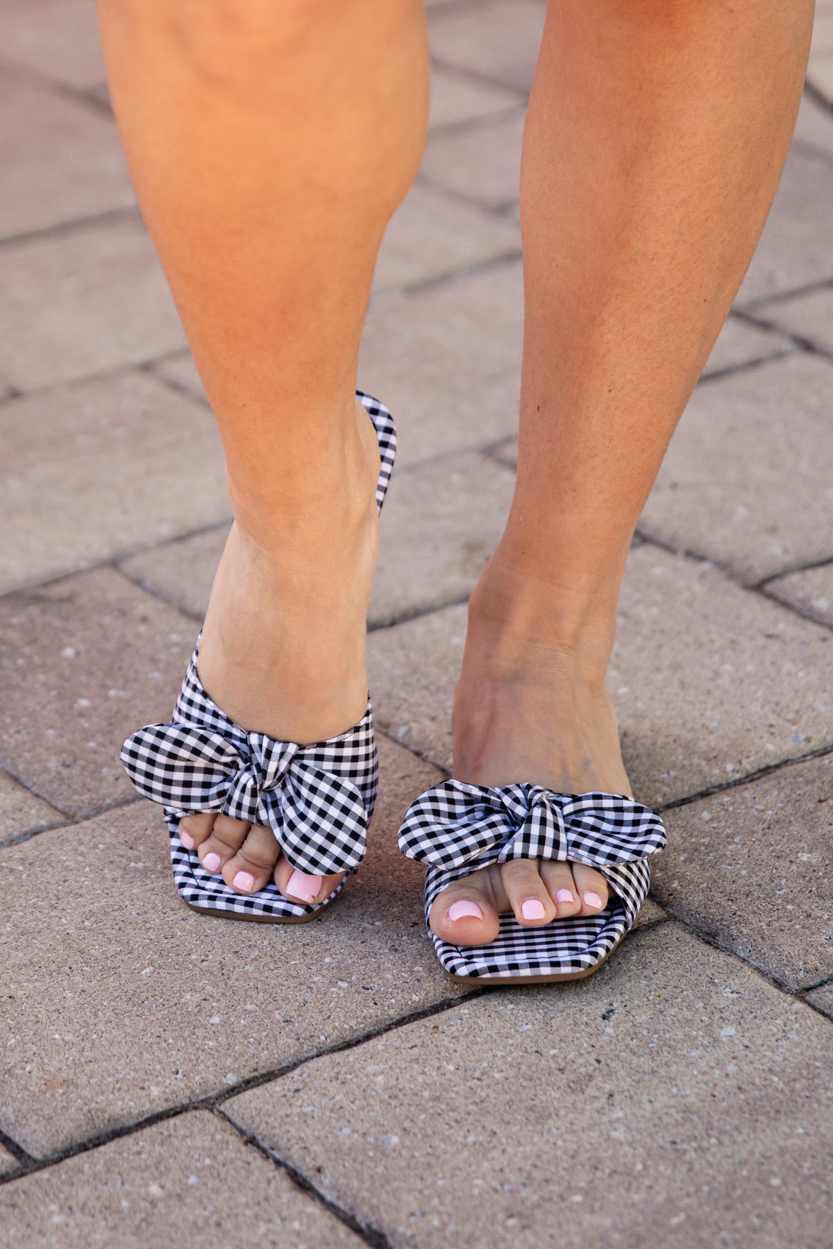 FINAL SALE - Bow Moment Gingham Black Slide Sandals