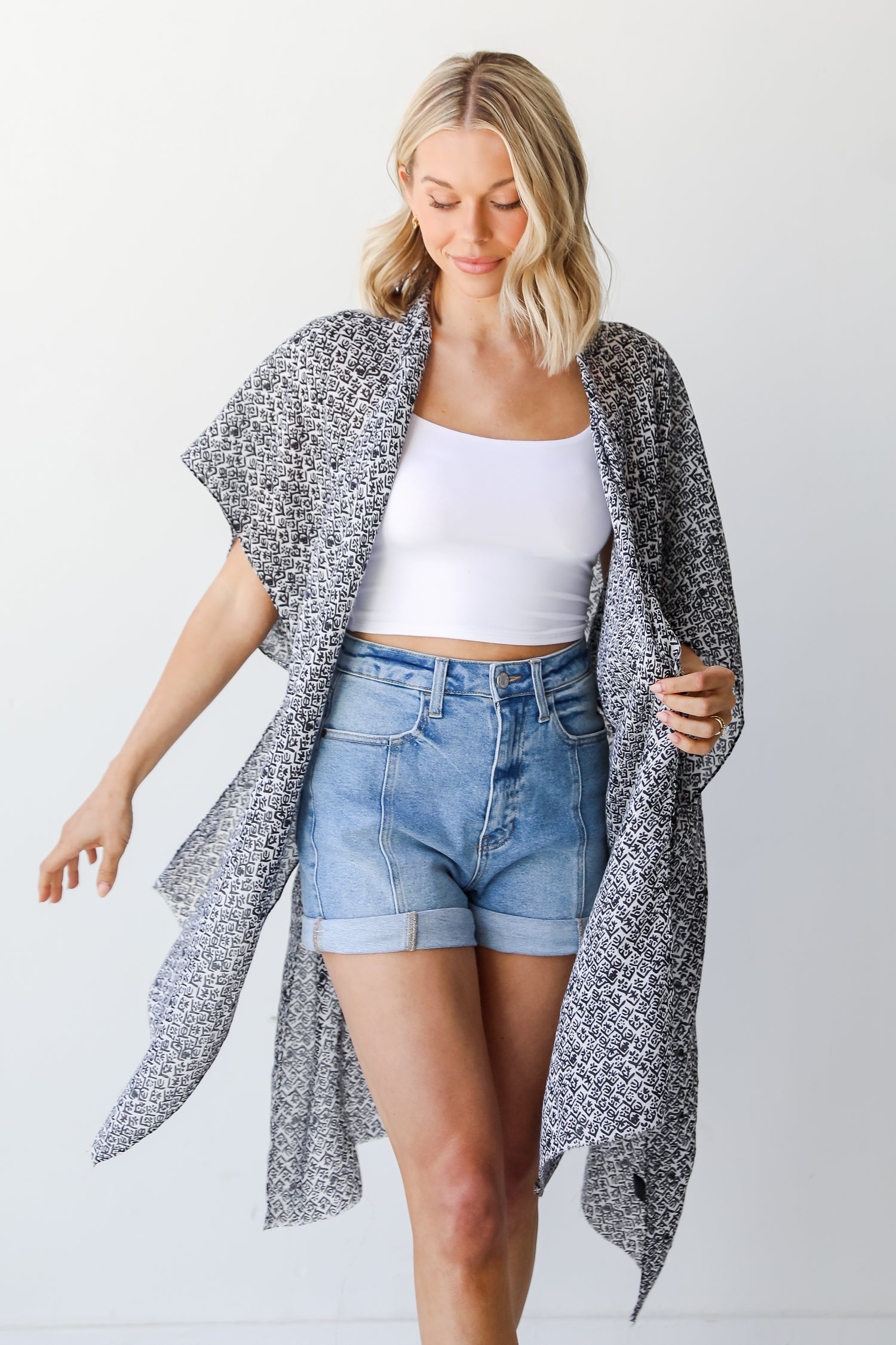 Kimono on model
