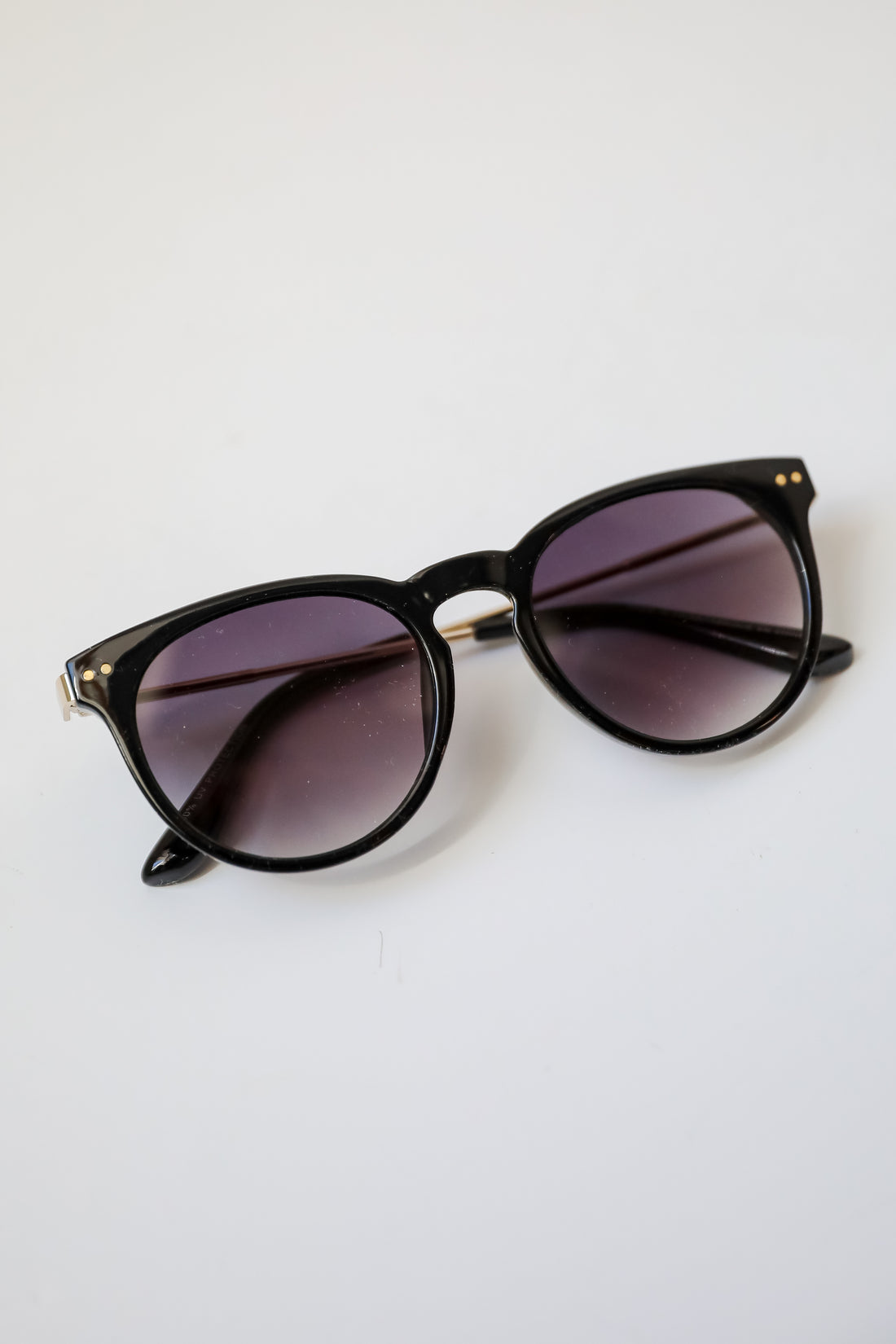Always Your Favorite Round Sunglasses