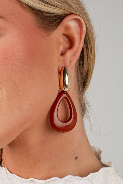 A close-up of a model&