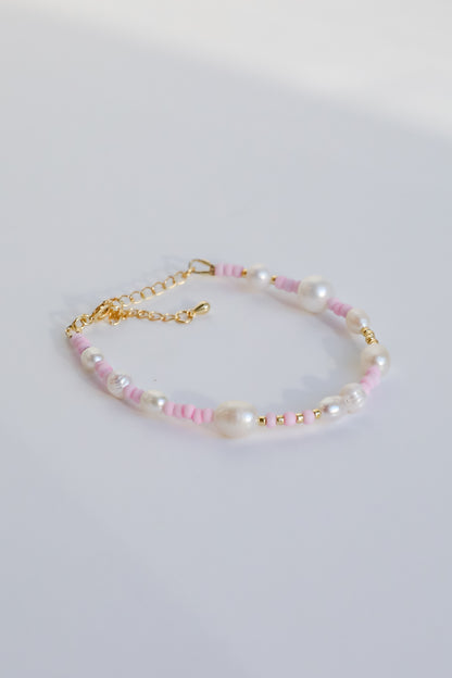 Kayla White Beaded Bracelet
