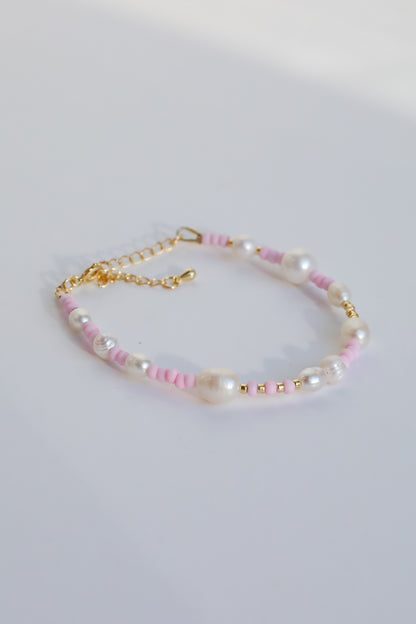 Kayla White Beaded Bracelet