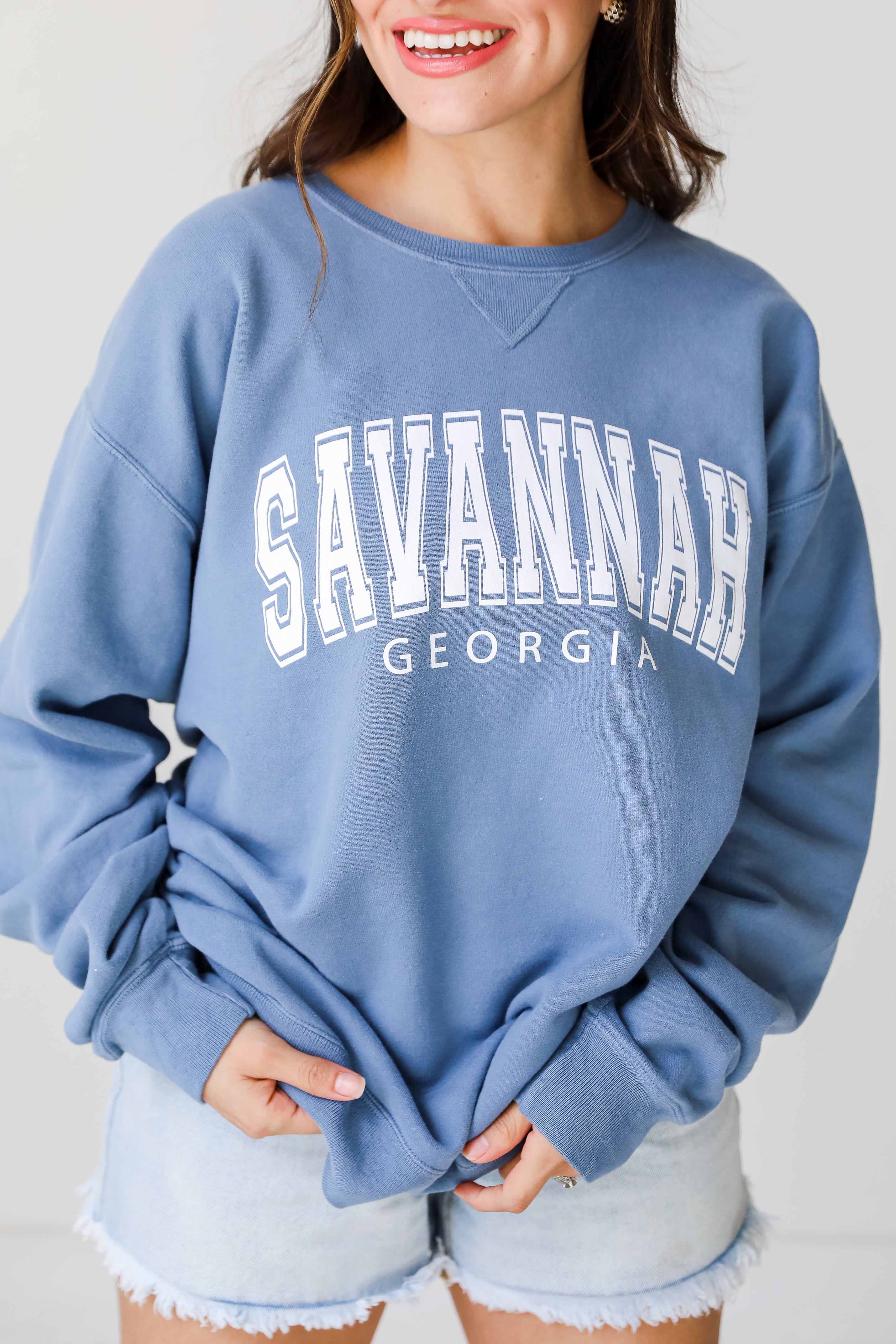 Blue Savannah Georgia Pullover close up